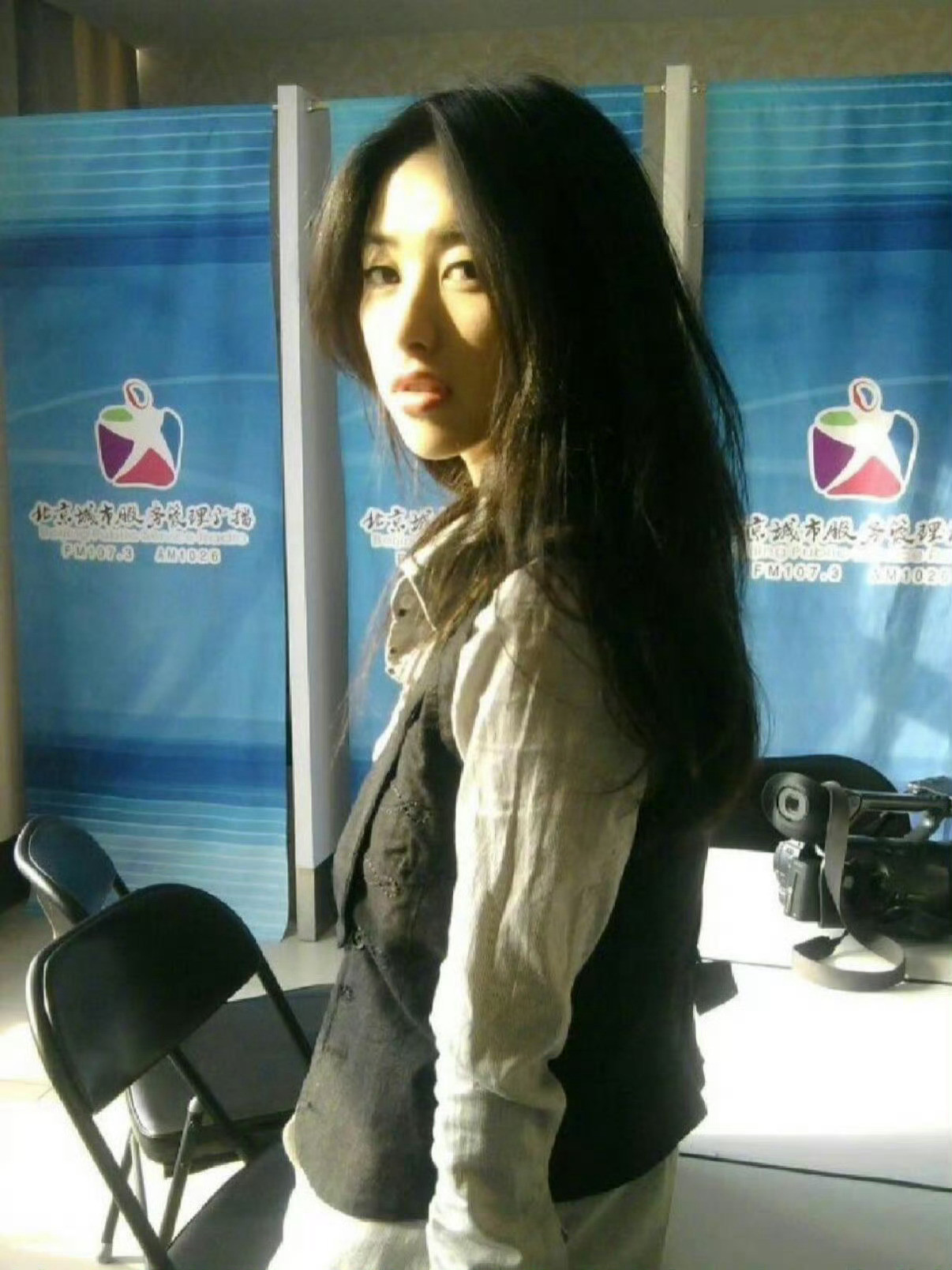 朱珠我知道自己不是大美女素颜都这样了还不算大美女吗！！！