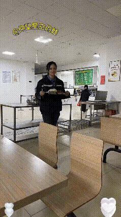 我怎么觉得这样很好，吃多少就装多少，但是不要浪费。