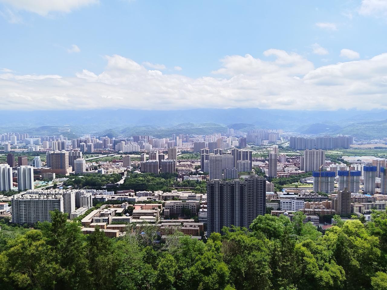 主动放弃中国国籍，直接停发养老金才是王道！近日，法学界陈枫提议，对于已放弃中国