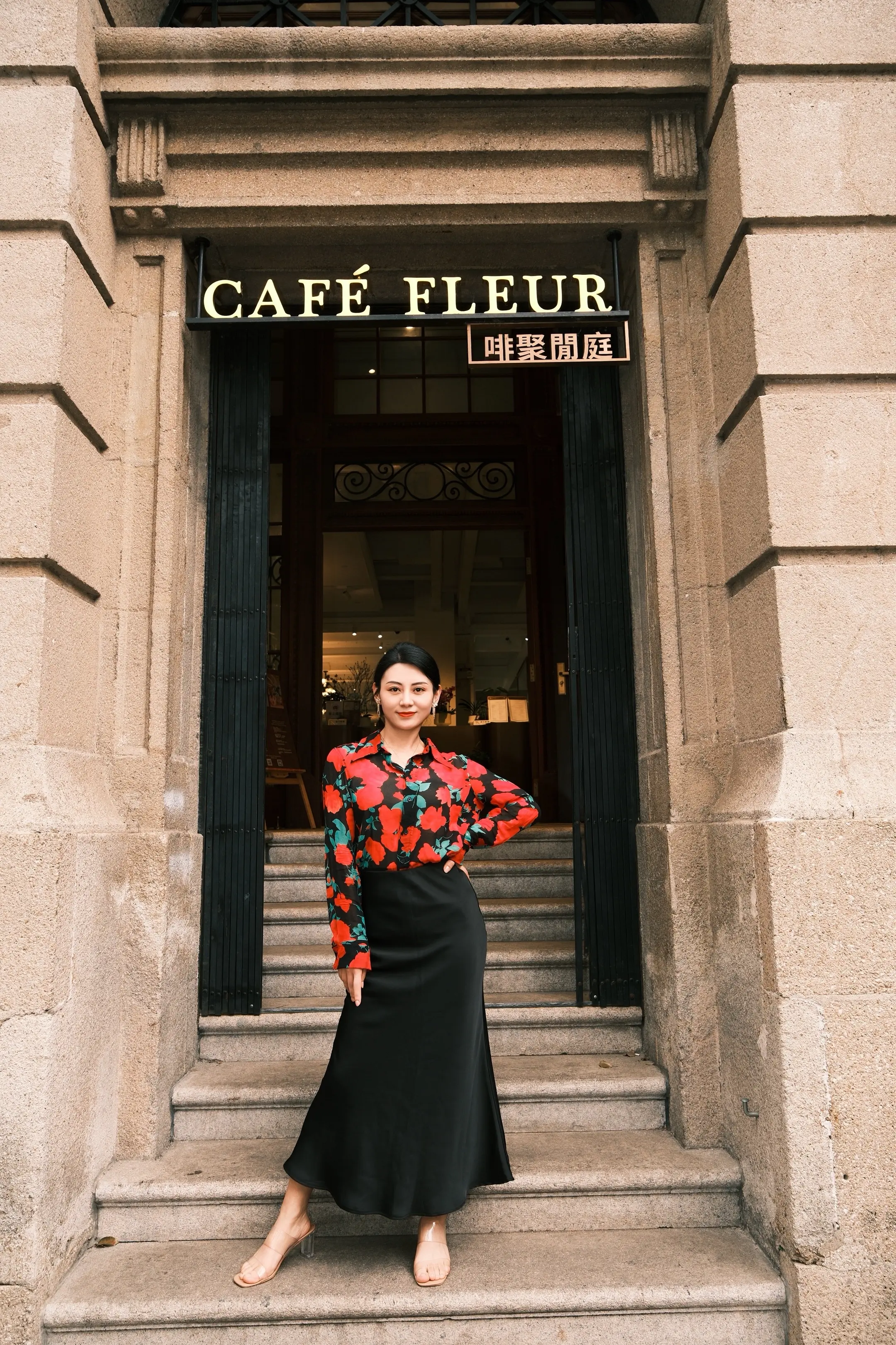 今日份氛围感拉满🤩😍 *光影正好，情绪刚好👌 感谢摄影师，把瞬间...