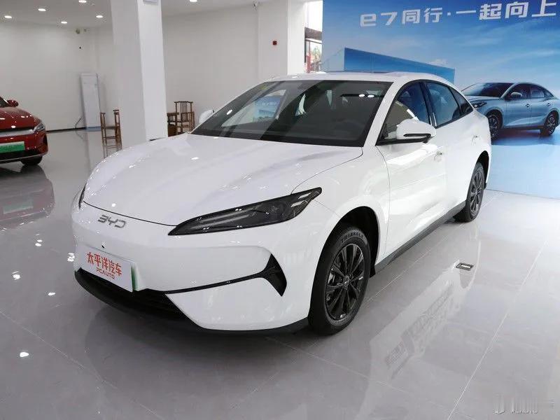 比亚迪e7正式上市，上市限时优惠价9.88万元起，这价格还要什么自行车？5月1
