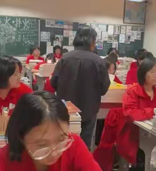 张桂梅又赢了！152名山区女孩全部考上大学，143人过本科，这才是教育最大的意义
