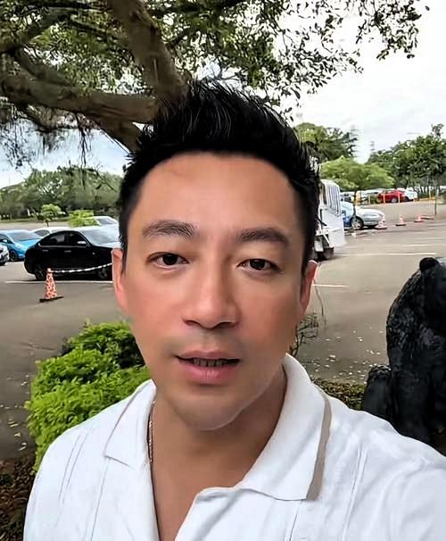 小菲新年家宴直播纪实：家宴里的人情味新年伊始，筱梅答应直播了，十分钟前粉丝要求