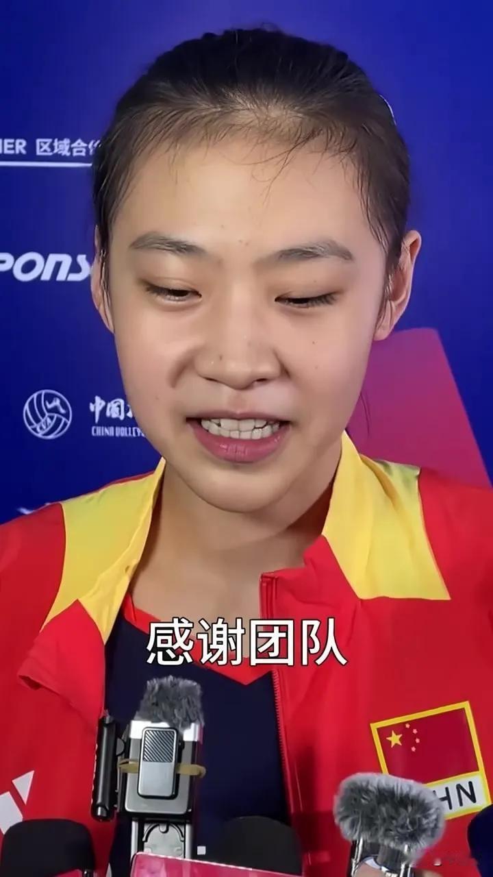 19岁的“赵蕊蕊”惊艳排坛！中国女排接连赢下泰国、塞尔维亚和波兰，确实让人眼前