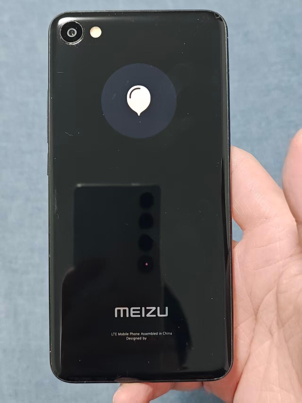 魅族被复活的魅族M99，Pro7的前身，之前的电源键有点虚位了，就是里面塑料