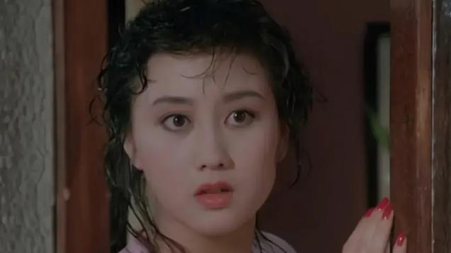 看到利智和林青霞1991年合影, 才懂倪匡为啥说她是50年一遇的美女