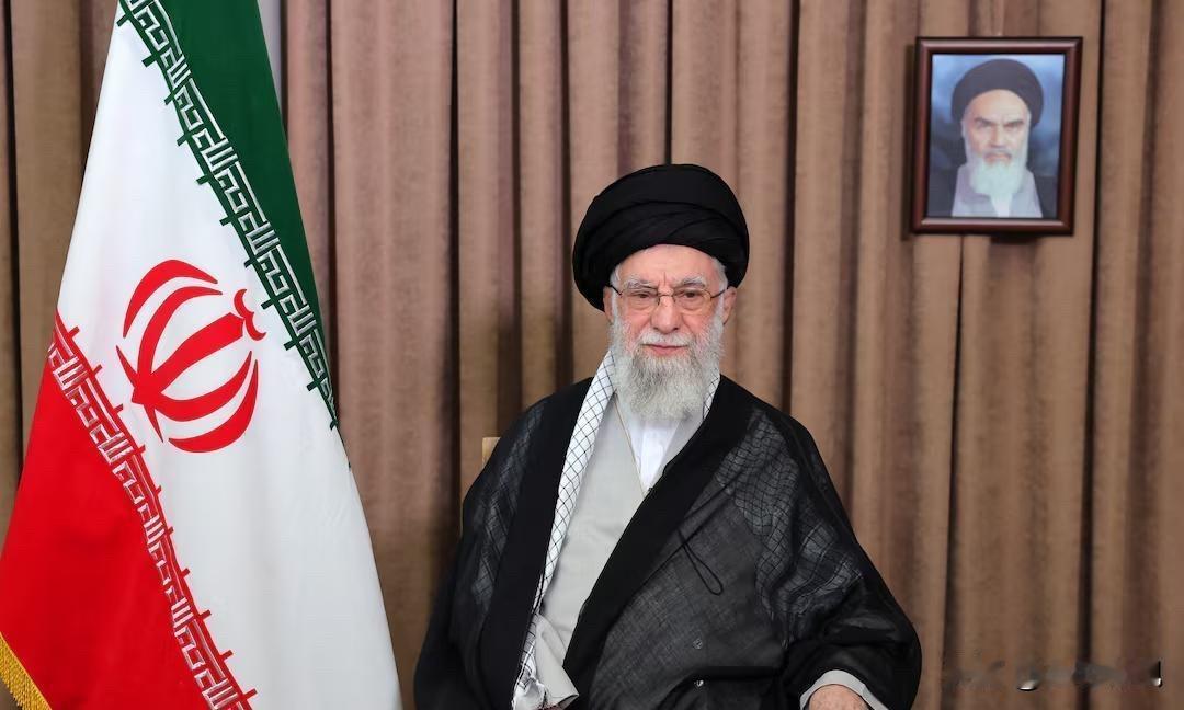 86岁哈梅内伊之后谁扛旗？真要走父死子继这条路吗哈梅内伊已86岁，接班问题被