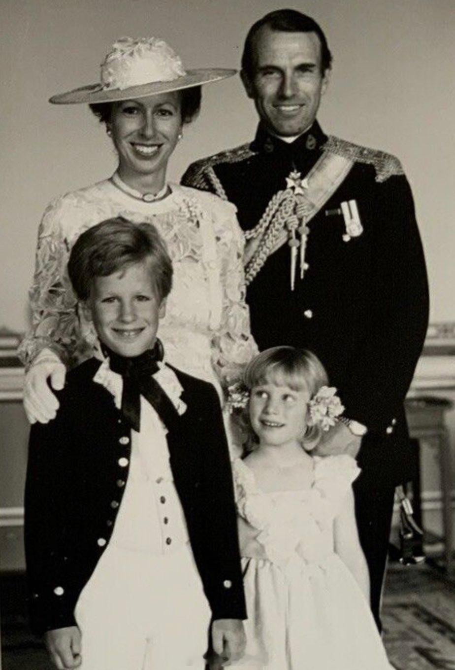英国王室1986年7月23日，正值弟弟约克公爵安德鲁王子大婚，安妮公