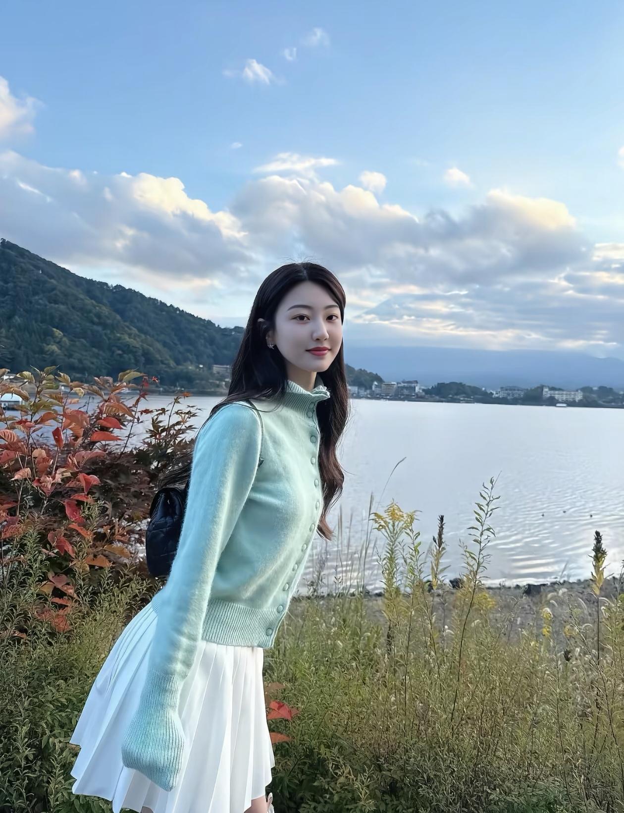 秋日湖畔漫步，清新自然，少女心满满