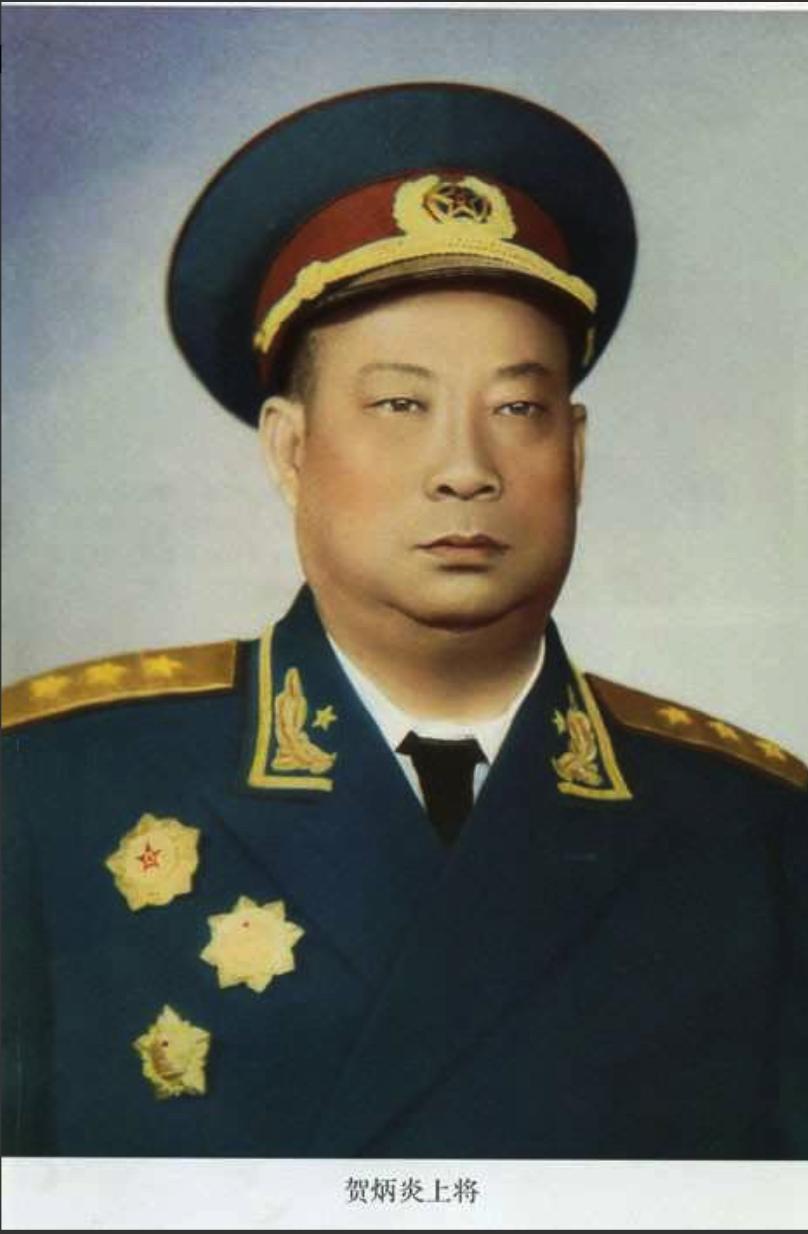 1947年，我军缴获一匹战马，贺龙一看特征脸色大变，当即下令：派一个师也要把马主