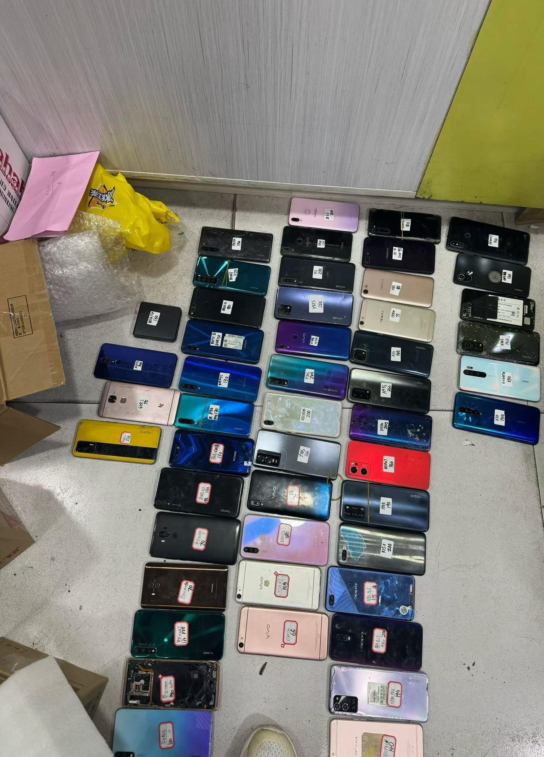 放大图片看下价格，报废手机的春天来了，之前是只能卖5元10元，现在要卖两三百（威