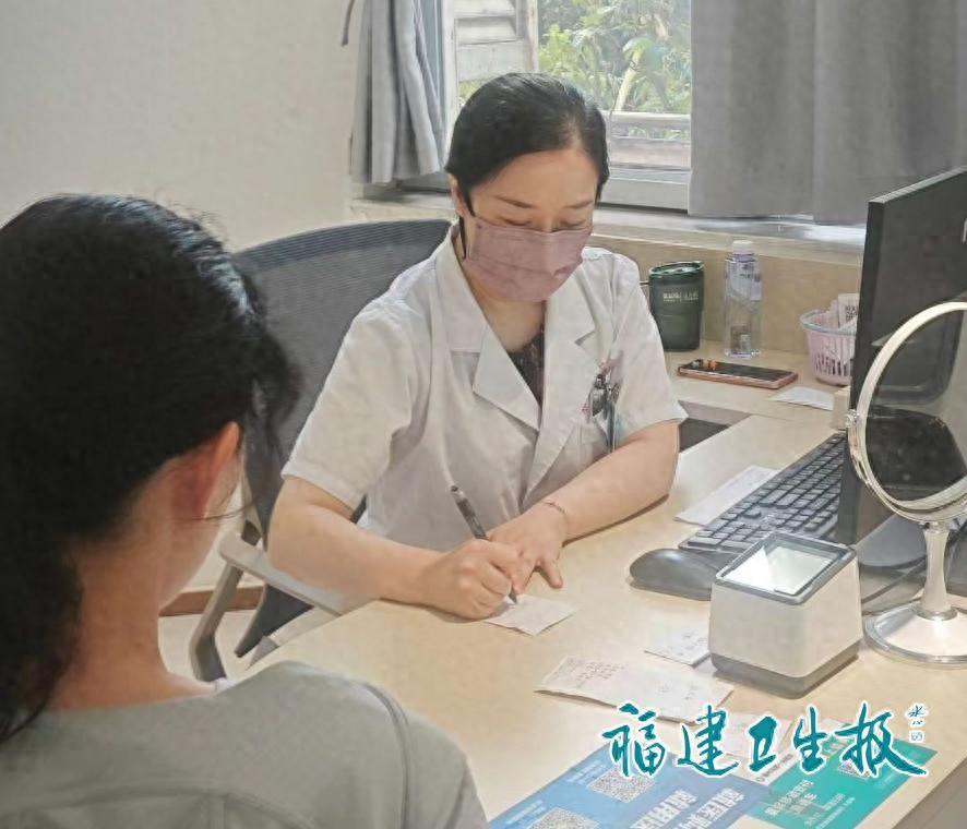 太吓人了！福州一户家庭被莫名的皮肤瘙痒缠上许久，夫妻俩夜夜被痒意折腾得睡不着觉，