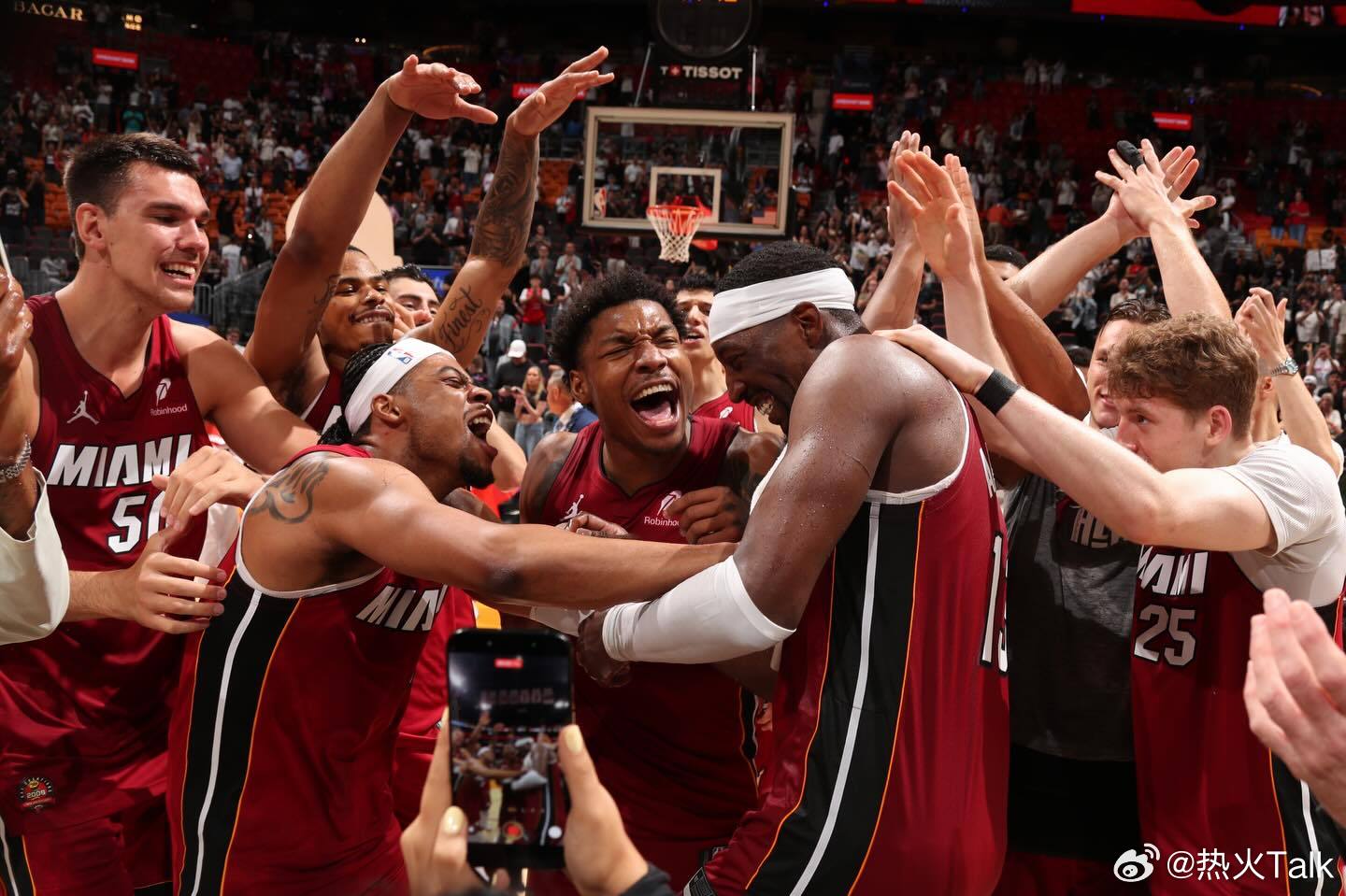 记录83分之夜的每个瞬间📸阿德巴约83分