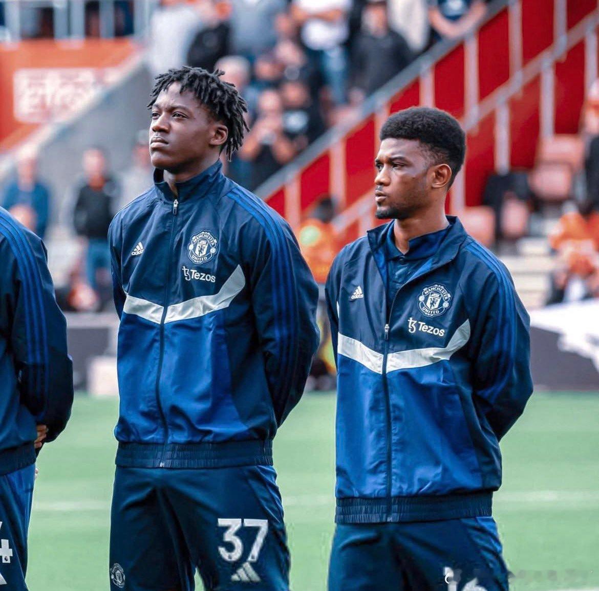 曼联同样储备着年轻化和青训球员梅努：20岁多尔古：21岁塞斯科：22岁拉门斯：2