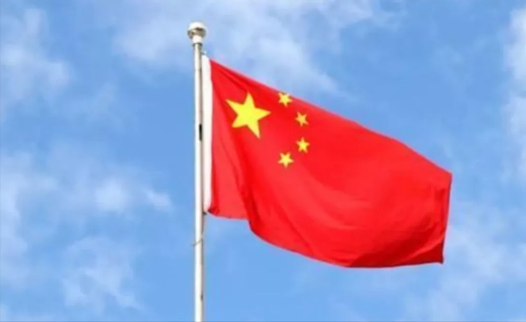 美国没有等到我们的访华邀请，反而等到了我们对美国的点名批评！5月21日，根据联合