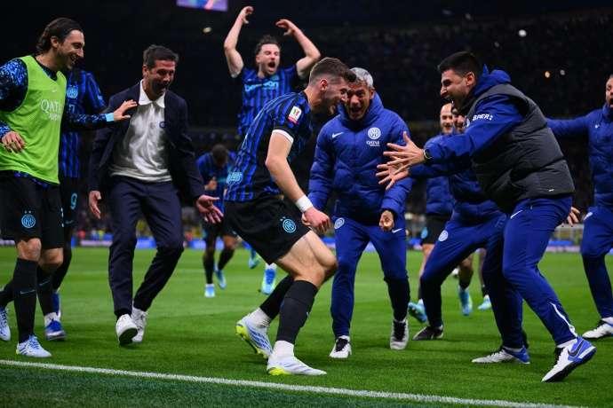 齐沃的第一年，什么最先行？肯定是先要塑造球队的战术思维。齐沃自己说过他的理念就是