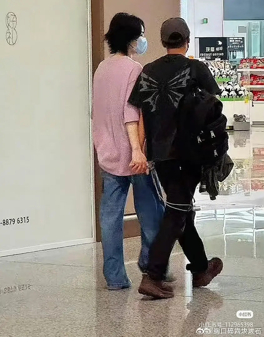 谢霆锋王菲复合后都回春了