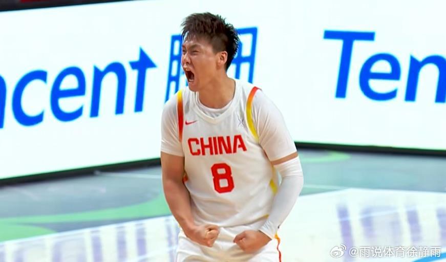 男篮战胜新西兰！赵睿24分6助攻，三分6中4，纵贯全场都是大心脏发挥，持球挡拆后