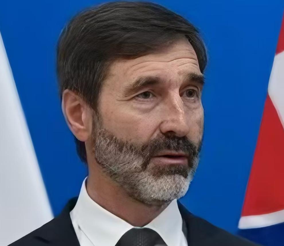 斯洛伐克外交部长宣布了！斯洛伐克外交部长布拉纳尔的电话线路在8月24日到26日