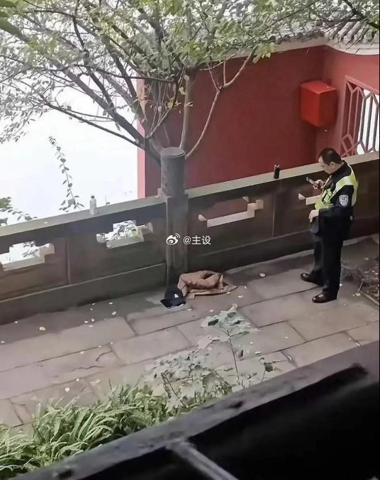 现在的年轻人压力太大了