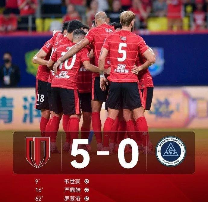 蓉城终于在主场取得了一场5球的大胜，这个赛季蓉城很少赢球超过2个，但是蓉城却不是