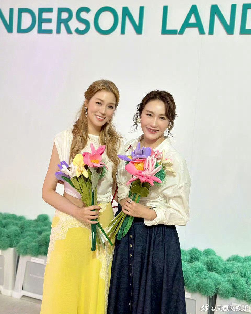 黎姿现身徐子淇慈善活动3月20日，在社交平台晒出打卡中环花海艺术展的照片，前来支