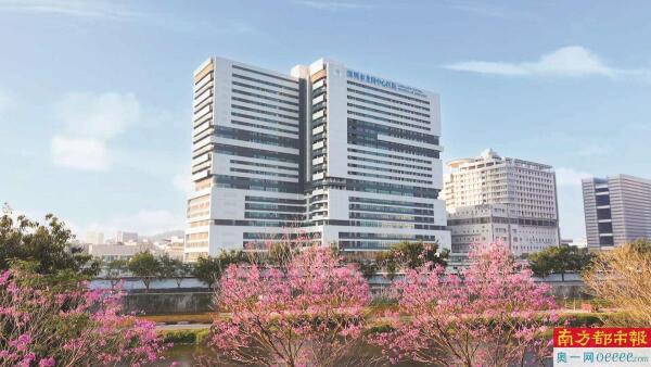 智慧赋能！龙岗中心医院AI技术打造2000张床位智慧病房