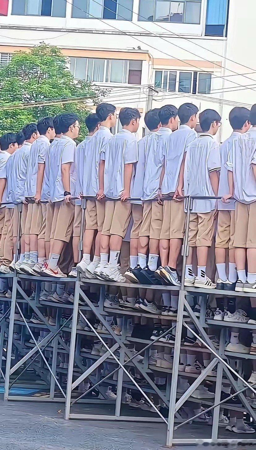 看细节，学校还是很用心的