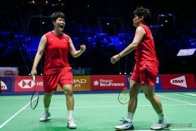 圣坛组合迎来2026新赛季开门红，马来西亚羽毛球公开赛首轮获胜晋级。总决赛未能夺