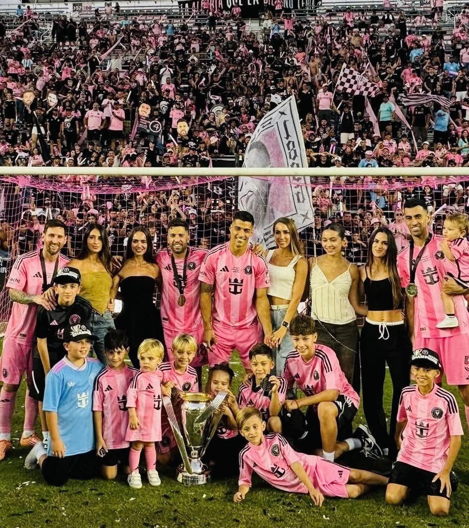 从迈阿密国际夺冠就能看出老板贝克汉姆的管理能力：球场上就交给专业人士梅西，只要他