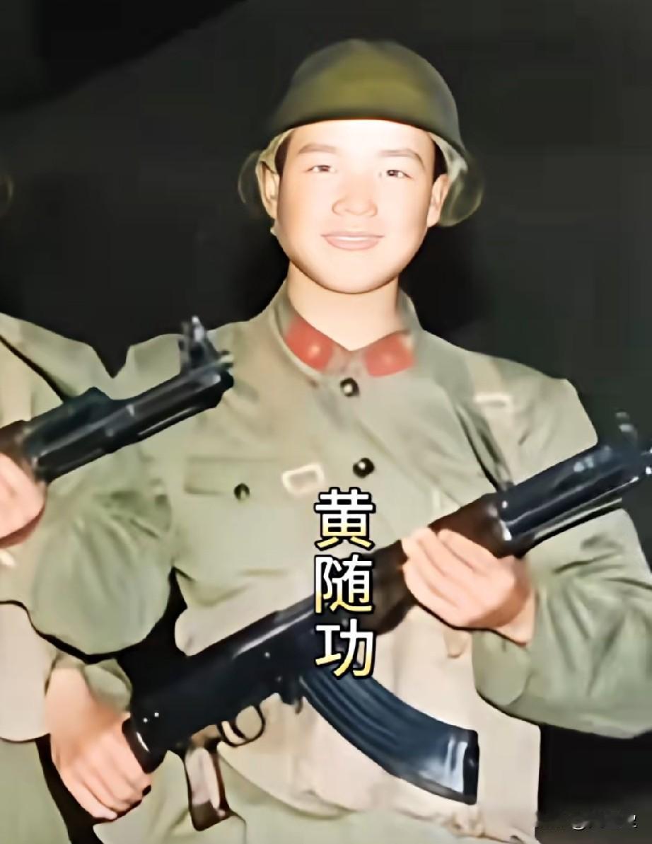 1986年老山战场，百米生死线上的娃娃兵，14岁半的王继忠和15岁的黄随功、陈新