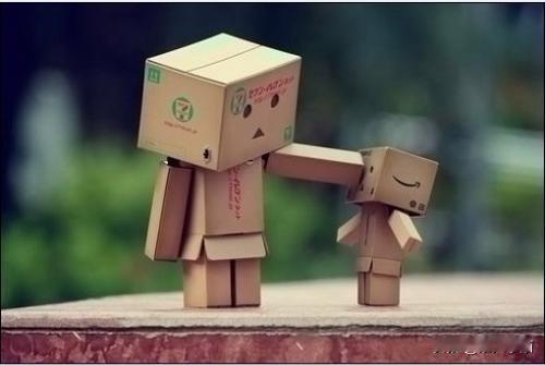 儿子说，妈妈，我们同学经常假期出去旅游，他们都去过很多地方，坐飞机，坐高铁，我连