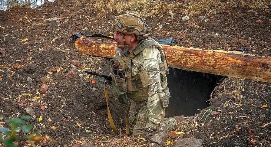 一名代号为“穆奇诺伊”的乌军士兵在他的Telegram频道上发布了一篇“几乎一切