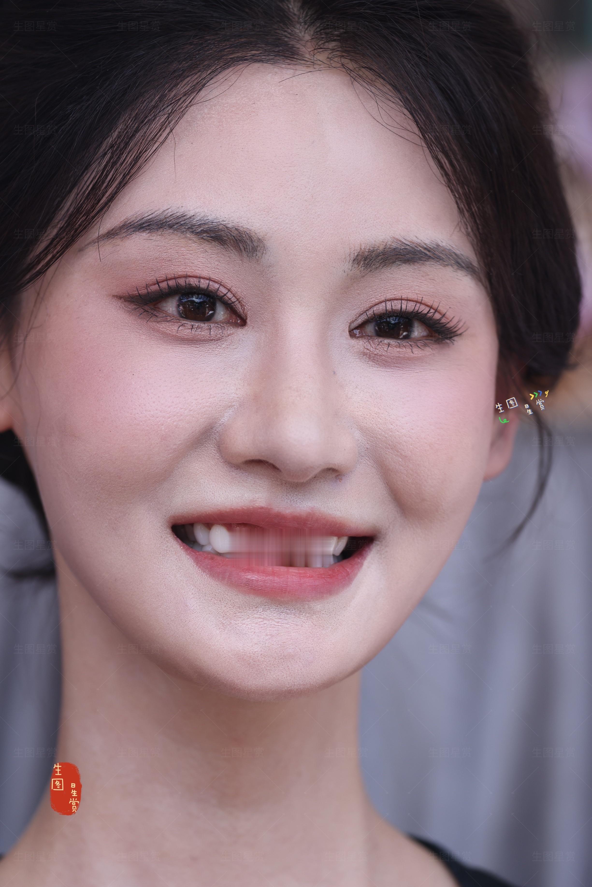曹塞亚今日掀桌开机，生图直出的美貌掀桌2