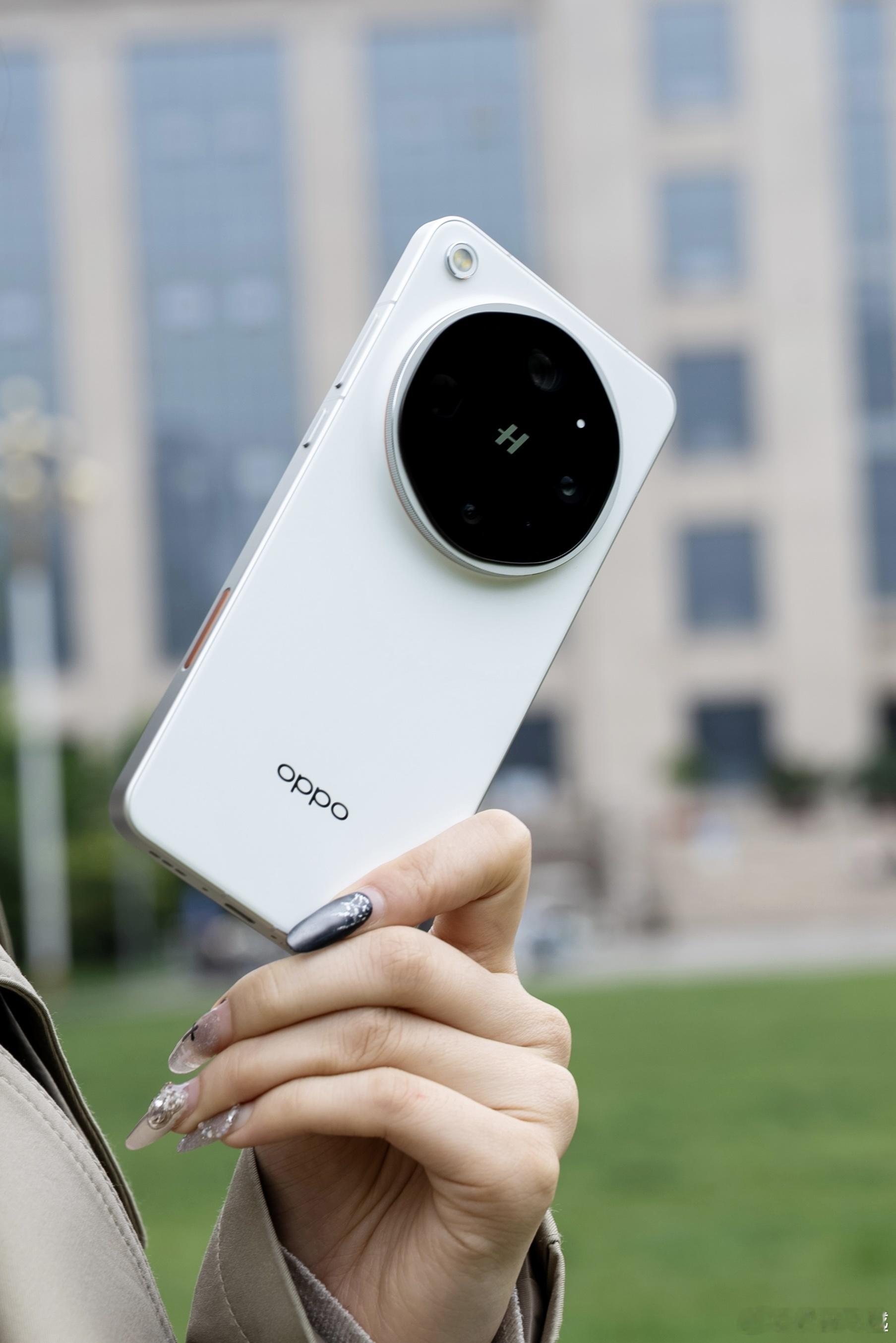 OPPOFindX9U评测将增距镜装进手机里，已经体验过了，真的是太猛了，十倍如