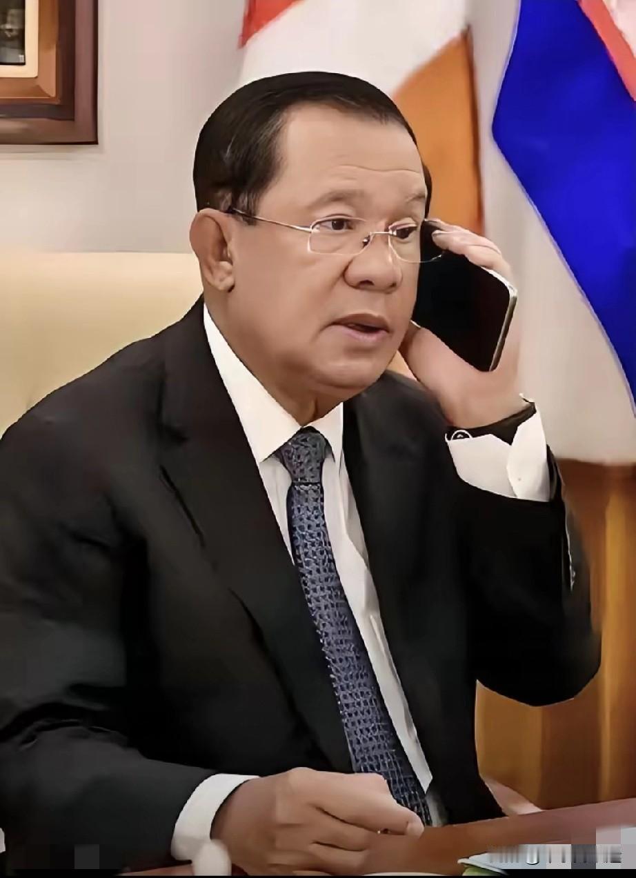 彻底认怂！泰国柬埔寨签署停火协议后，多家外媒披露，柬埔寨方面还向泰国承诺会连手打