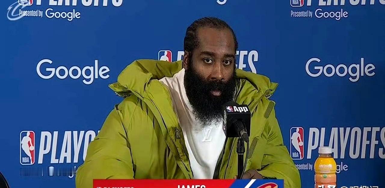 季后赛关键的天王山，赢球靠队友，输球自己扛？这事儿在哈登身上...