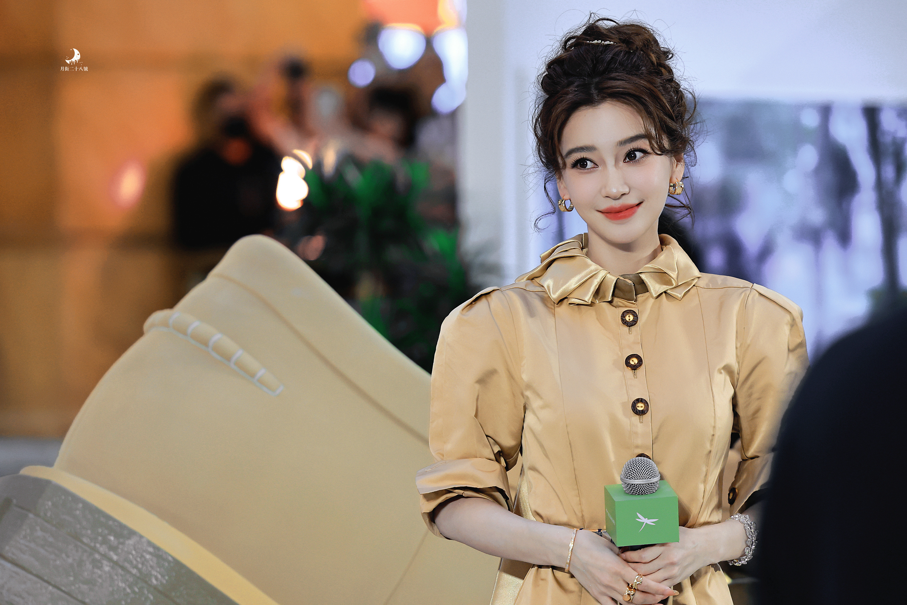 angelababy在复制粘贴的时代，你是手写的诗