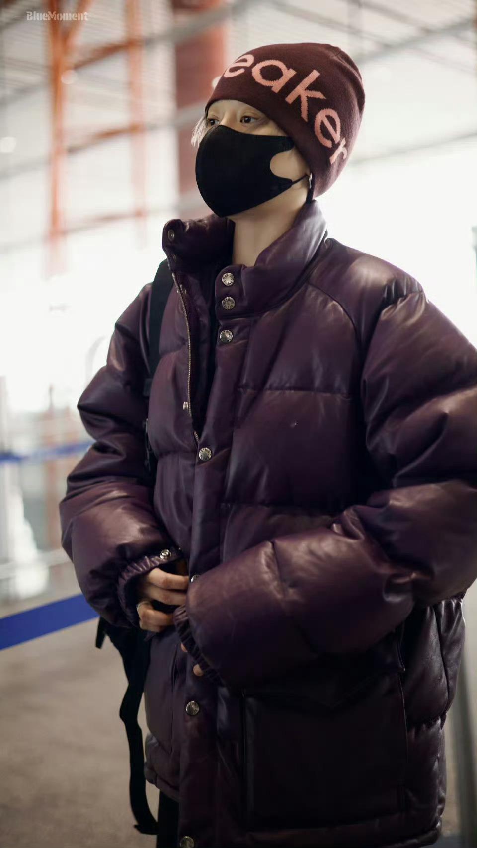 刘雨昕把羽绒服穿得好好看​​​