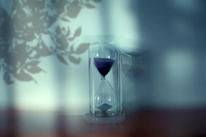 如果时光倒流，我想回到18岁。那时的我在填报高考志愿时，和网友阿泽一样，选了所谓