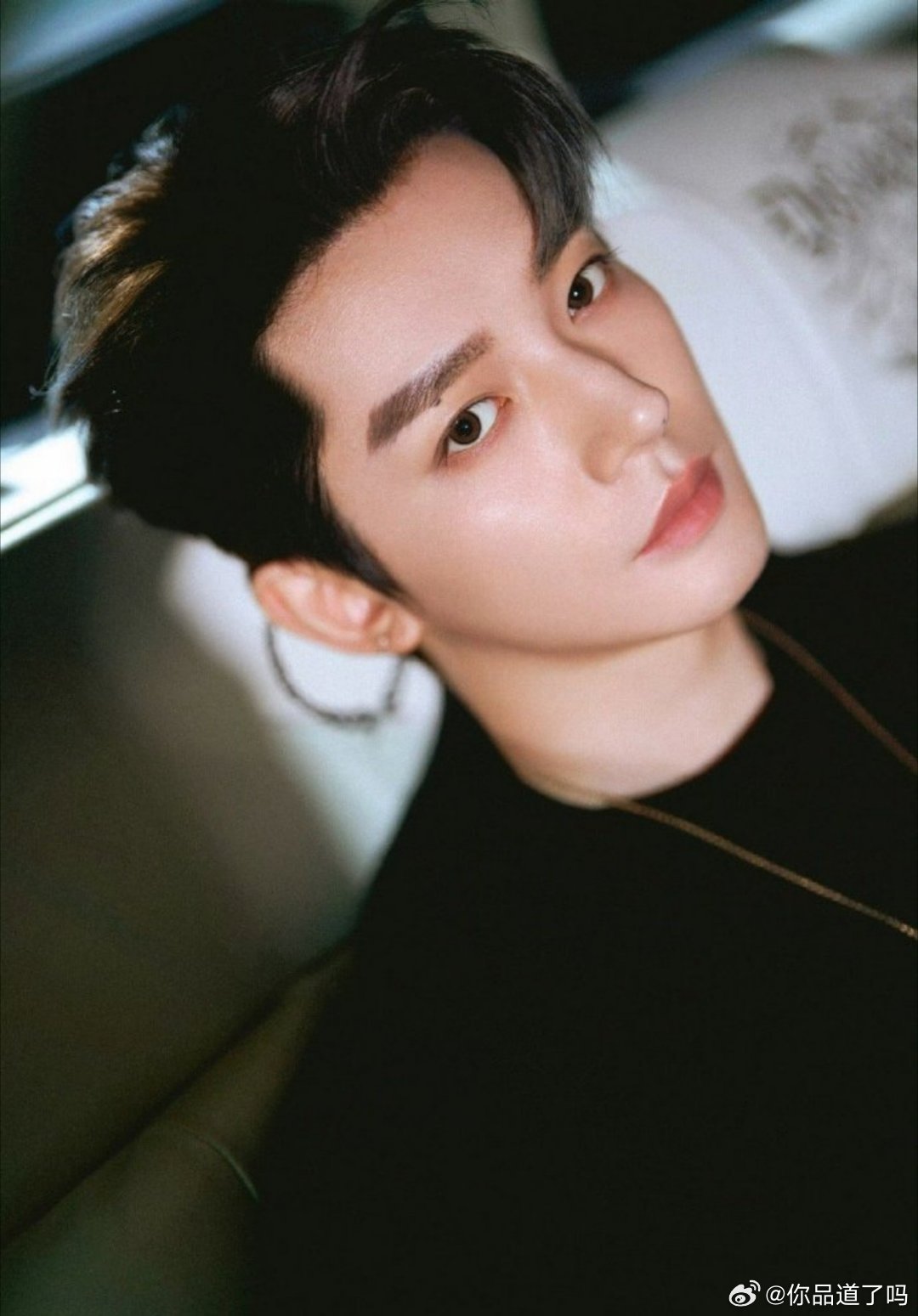 邓为搭档郭敬明的《百妖谱》真的未拍先火，男主已经稳稳敲定他，女主这边还在溜粉阶段