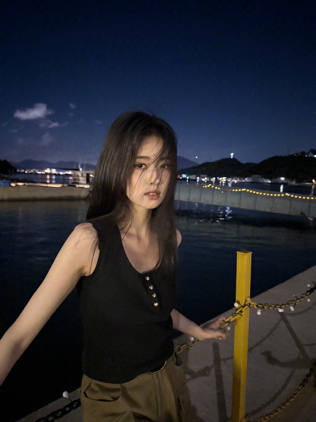 白鹿去看烟花了呀！白鹿夜拍plog营业真的太好看了！🤩​​​