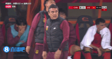 输球不可怕，但可怕的是这支U22国青有几个球员，干出的匪夷所思的操作。。。禁区里