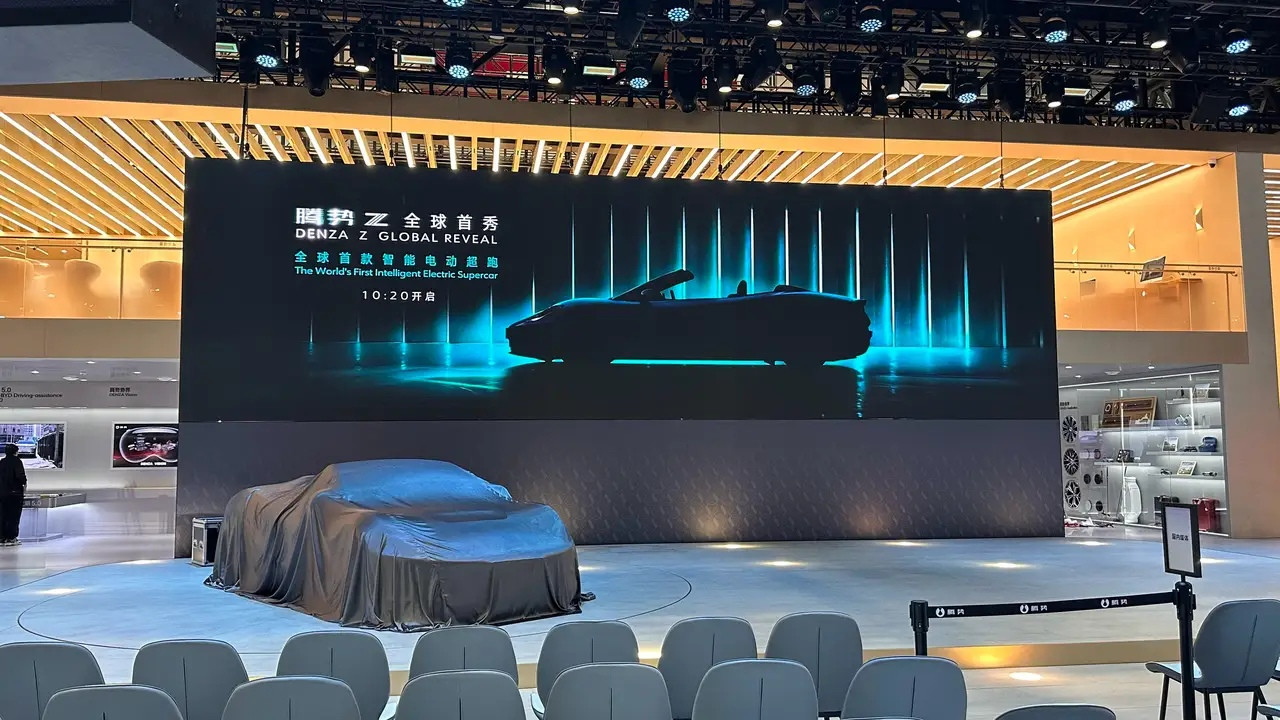 新车集中首发，比亚迪凭硬核实力惊艳全场