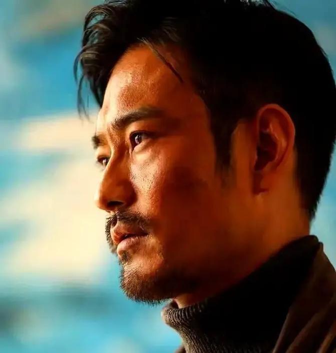 真有点看不懂现在的影视圈了，一部投资不到千万的《猎虎2》，演员一个都不认识，却把