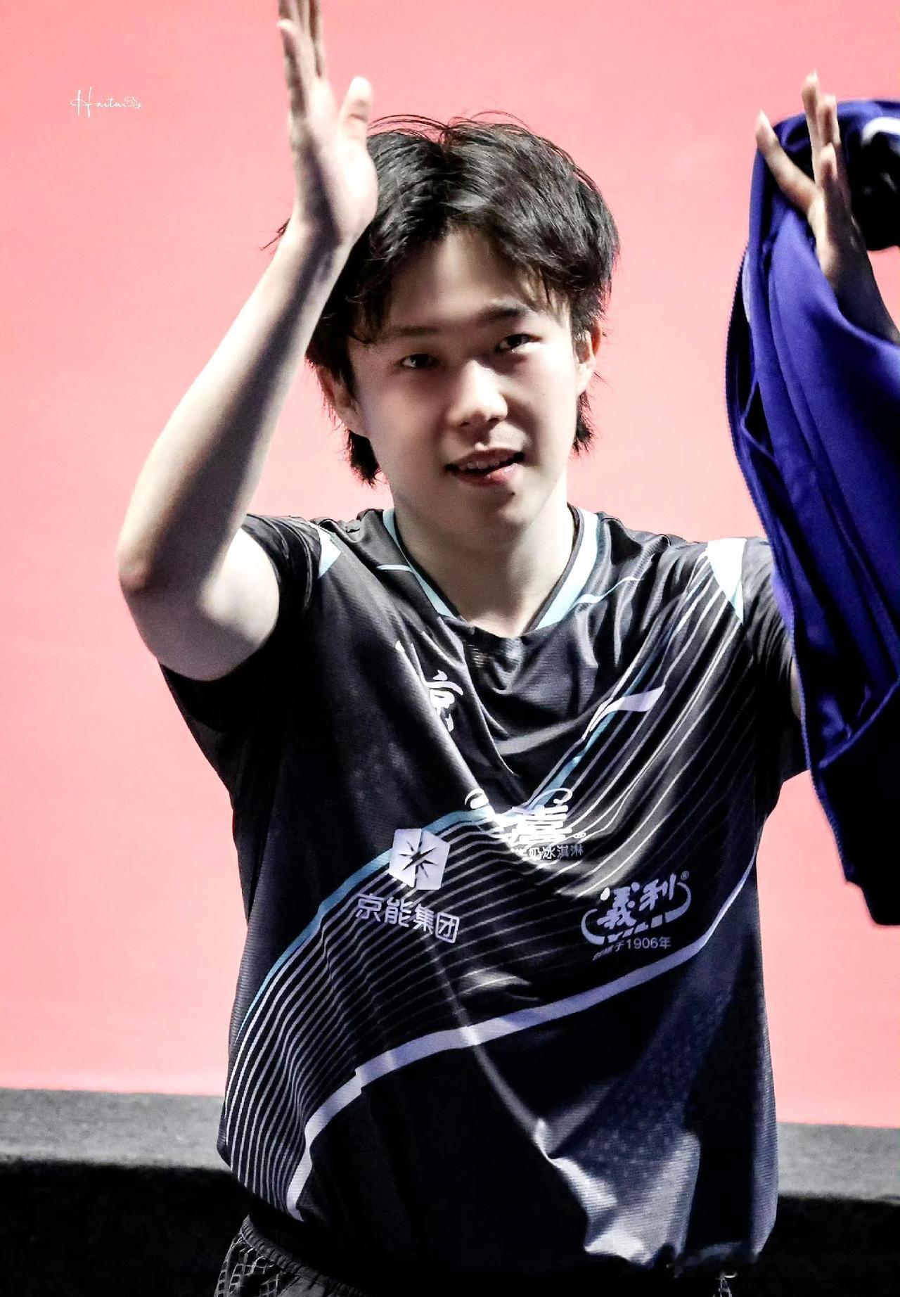 有一句话我一直不敢说，怕说出来挨骂。就是这次他最终拿了铜牌，我一点都不悲伤不遗憾