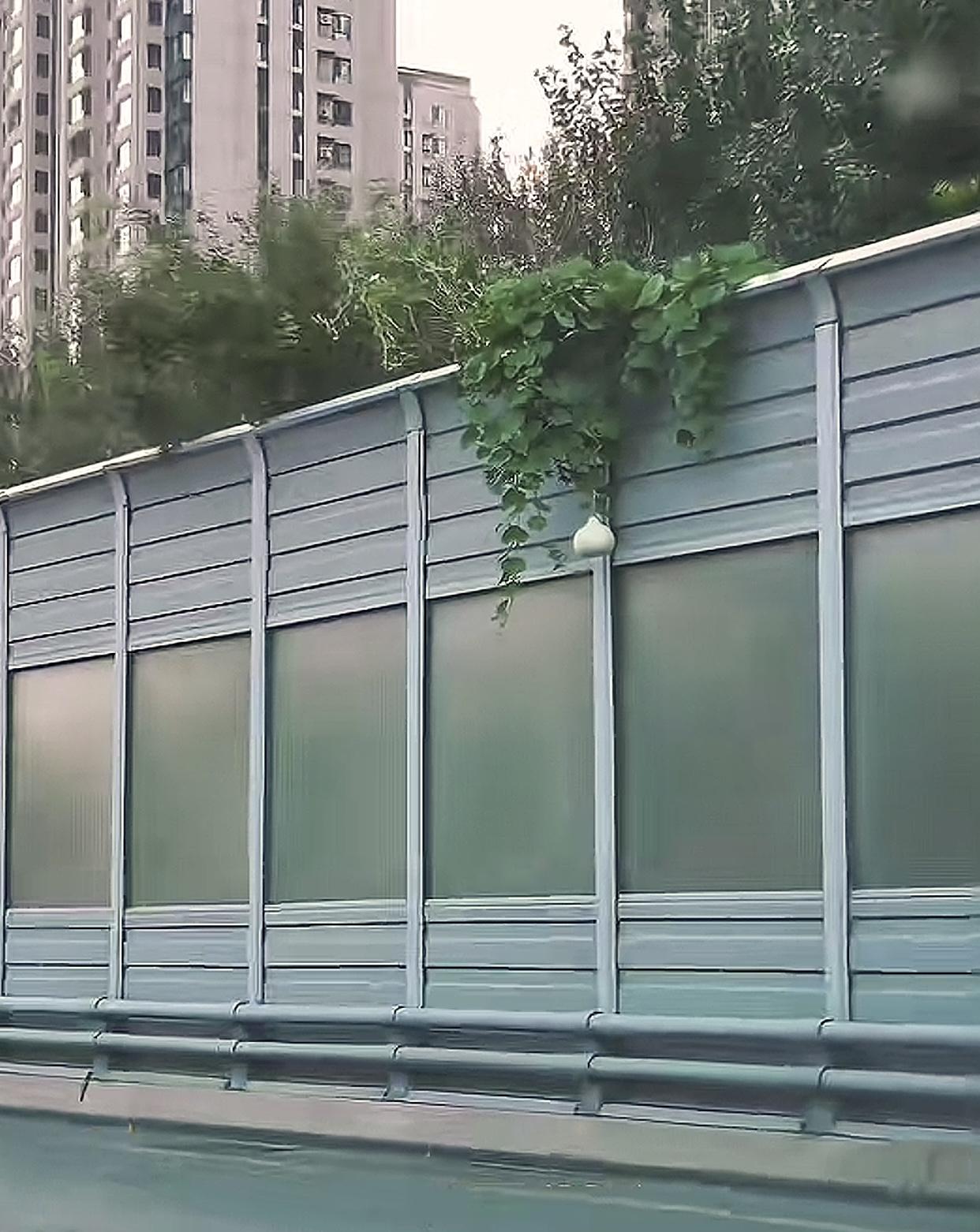 沈阳文旅肠子都快悔青了，二环（路旁）的葫芦因为“福禄”的寓意一夜之间成了网红打卡