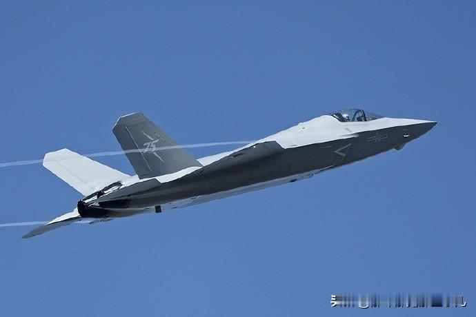 巴基斯坦装备歼-35是大概率事件！巴方一直盼着能拿到靠谱的隐身战机，补上国防