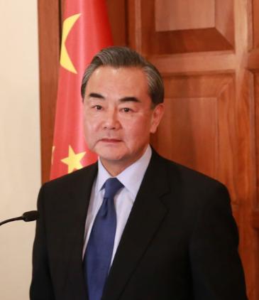 ·波兰敢掐断我们的铁路，某些国家敢撕毁我们的港口协议，就是因为他们觉得，我们只会