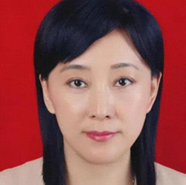 女市长许爱莲,加拿大房产20套,后台关系通天